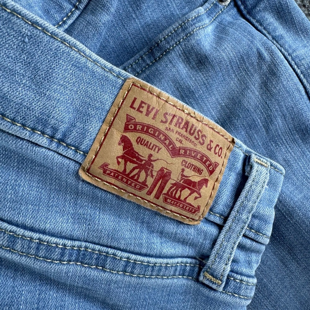 Levis 311 Shaping Skinny Jeans Light Wash Blue Denim W33 L30 19626-0205 - Picture 7 of 10